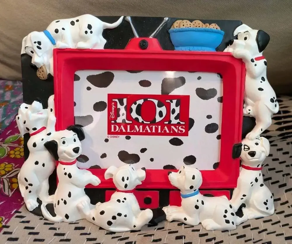 Disney Store 101 Dalmatians Puppies Watching TV 3D Photo Frame W/ Original Box